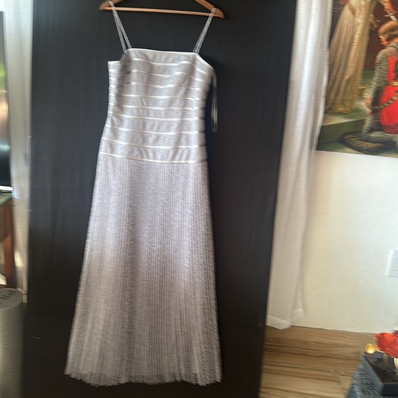 JS Collections Silver Gold Spaghetti Strap Sundress - Picture 7 of 7